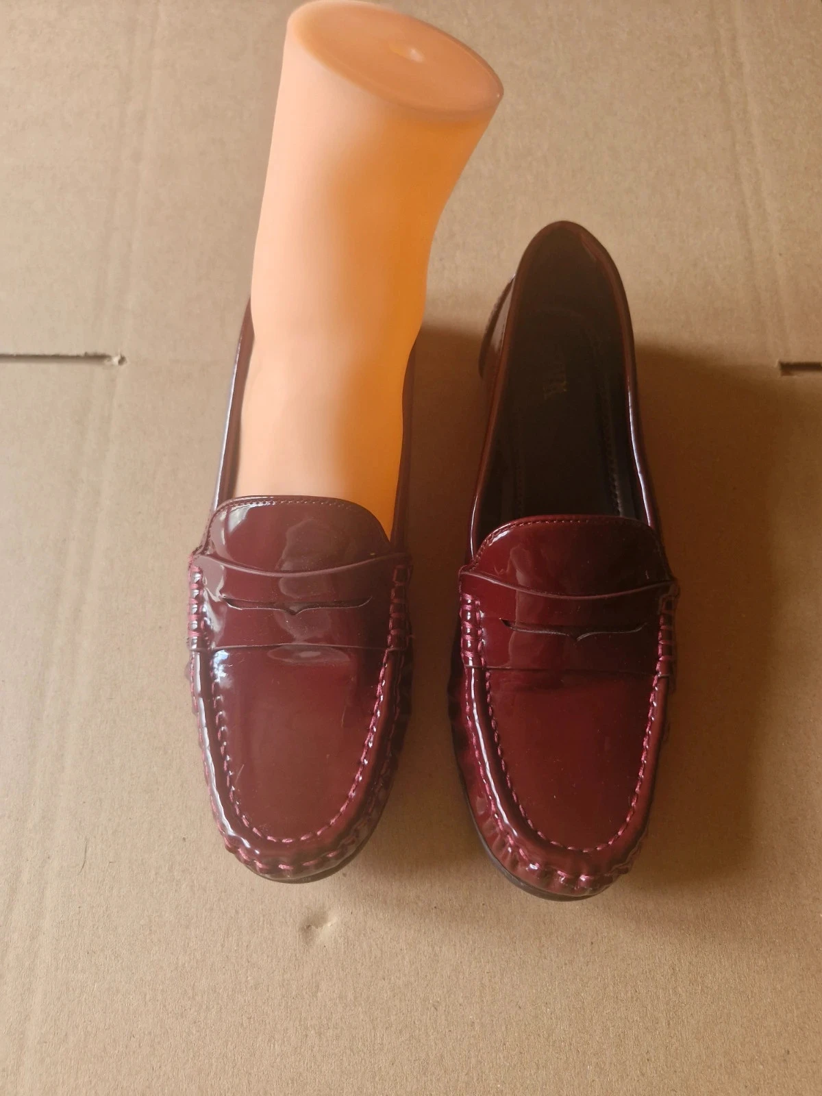 Mocasines de charol Zara burdeos – Talla 36 – photo 2